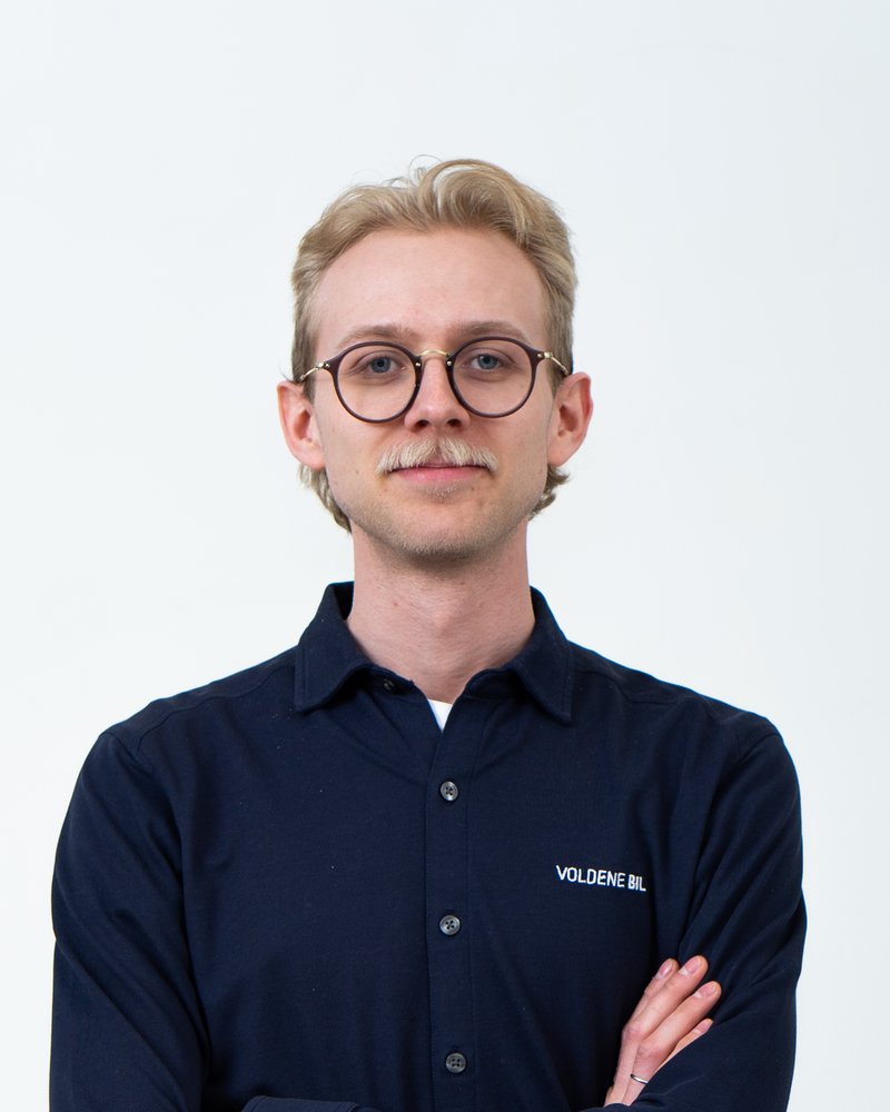 Sebastian Hellvik Holst
